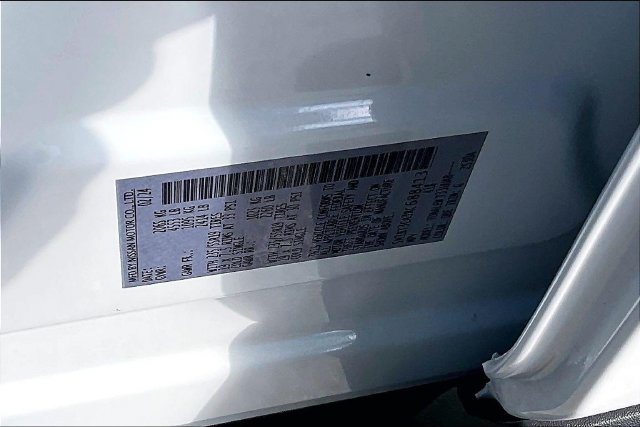 Certified 2024 Nissan Rogue SL w/ SL Premium Package FWD image 32