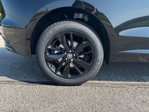 New 2026 Jaguar F-PACE R-Dynamic S image 25