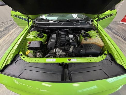 Used 2015 Dodge Challenger R/T Scat Pack w/ Scat Pack Appearance Package image 46