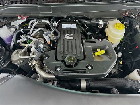 New 2026 RAM 3500 Longhorn image 18