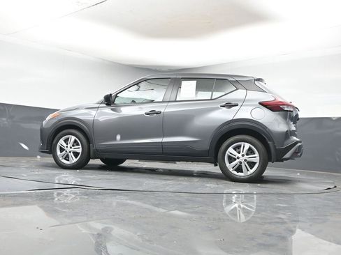Used 2024 Nissan Kicks S image 25