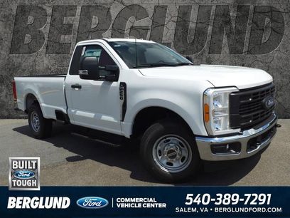 New 2023 Ford F250 XL w/ XL Chrome Package