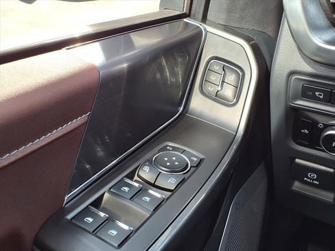 Used 2023 Ford F150 Lariat w/ Equipment Group 502A High image 39