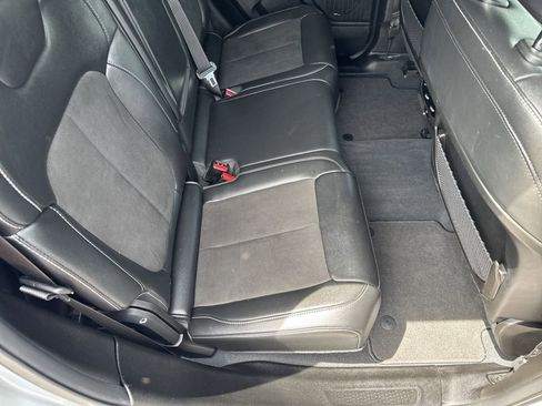 Used 2023 Jeep Grand Cherokee Altitude RWD image 26
