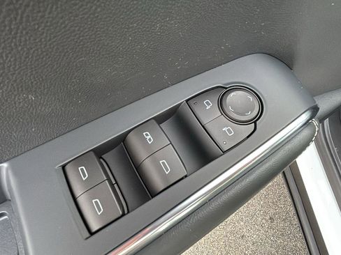 New 2026 GMC Acadia Elevation image 11