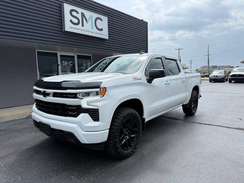 Used 2023 Chevrolet Silverado 1500 RST w/ Z71 Off-Road Package AWD/4WD image 1