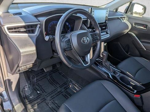 Certified 2022 Toyota Corolla Cross XLE w/ Convenience Package AWD/4WD image 10