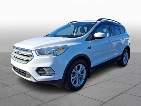 Used 2018 Ford Escape SEL image 4
