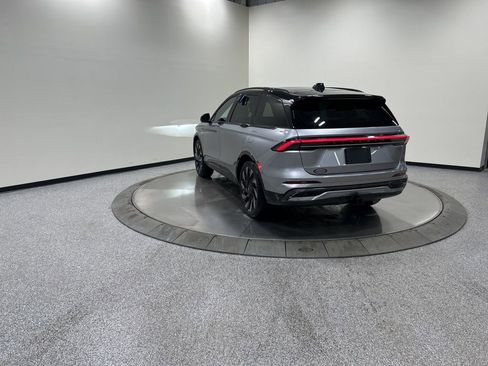 New 2026 Lincoln Nautilus Reserve w/ Jet Appearance Package image 7