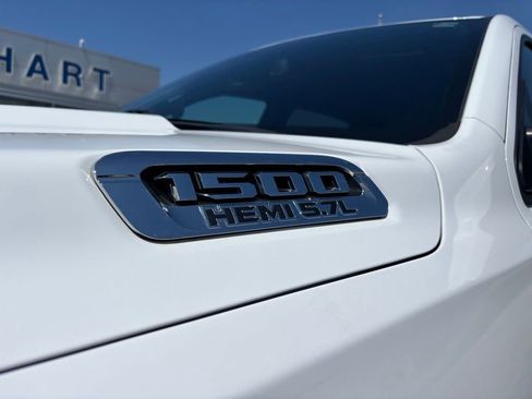 Used 2019 RAM 1500 Big Horn AWD/4WD image 11