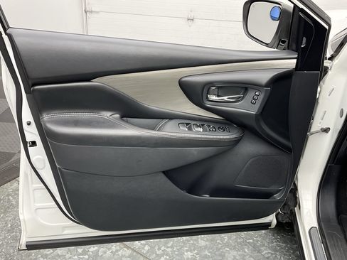 Used 2018 Nissan Murano Platinum w/ Cargo Package AWD/4WD image 8
