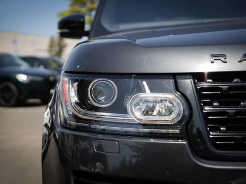 Used 2017 Land Rover Range Rover HSE AWD/4WD image 10