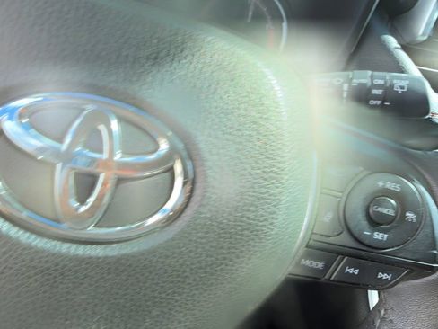 Used 2024 Toyota RAV4 Adventure w/ Convenience Package AWD/4WD image 19