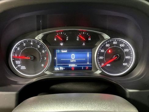Used 2023 GMC Acadia SLE w/ Driver Convenience Package FWD image 12