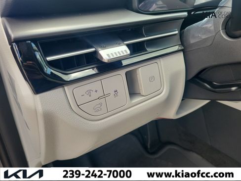 New 2026 Kia Sportage EX FWD image 26