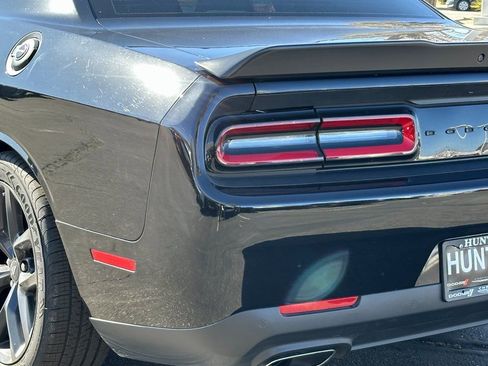 Certified 2022 Dodge Challenger R/T w/ Blacktop Package image 5