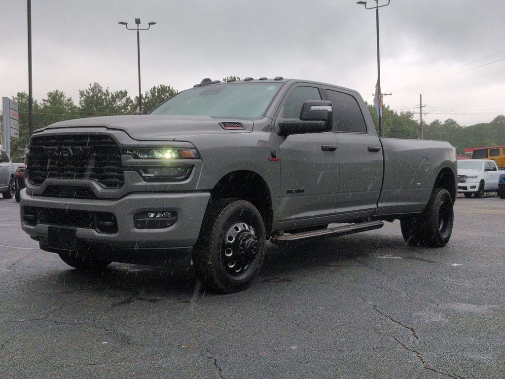 New 2026 RAM 3500 Big Horn AWD/4WD image 6