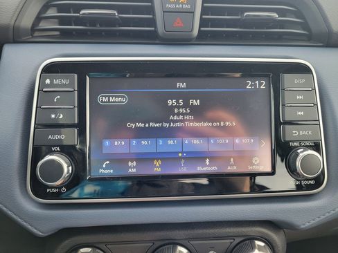 New 2025 Nissan Versa SV image 19