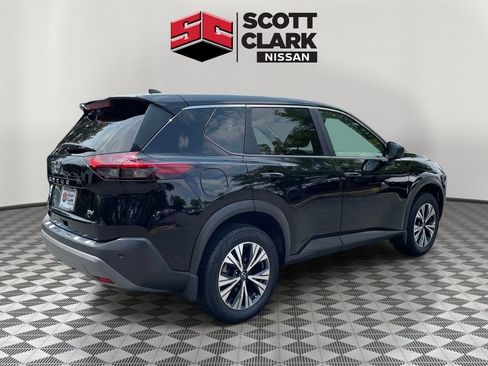Used 2023 Nissan Rogue SV FWD image 6
