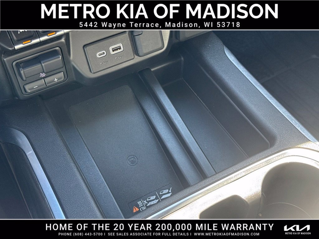 Used 2019 Chevrolet Silverado 1500 LTZ AWD/4WD image 25