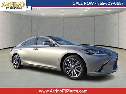 Used 2021 Lexus ES 300h w/ Premium Package