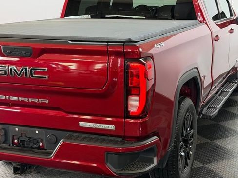 Used 2023 GMC Sierra 1500 Elevation w/ LPO, Elevation Black Package AWD/4WD image 10
