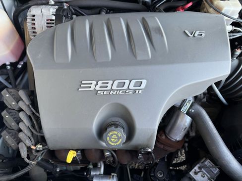 Used 2002 Buick Le Sabre Limited w/ Driver Confidence Pkg image 22