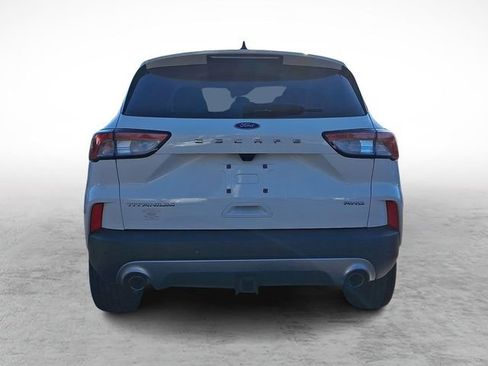 Certified 2022 Ford Escape Titanium w/ Titanium Elite Package image 5