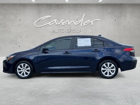 Used 2025 Toyota Corolla LE image 13