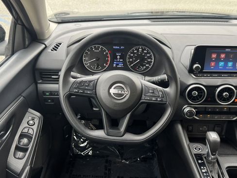 Used 2025 Nissan Sentra S FWD image 27