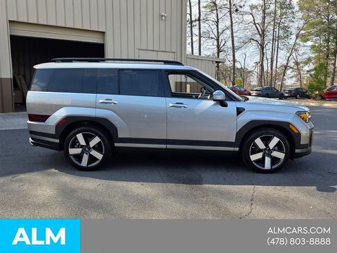 Used 2024 Hyundai Santa Fe Limited AWD/4WD image 15