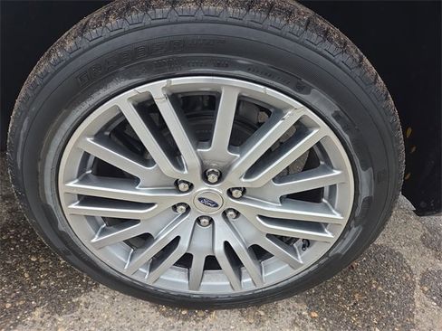 Certified 2022 Ford Expedition Max Limited image 26