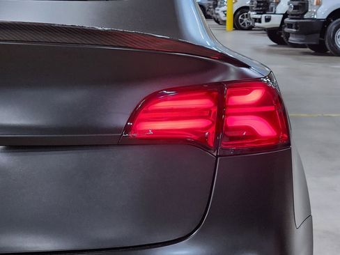 Used 2022 Tesla Model 3 image 22