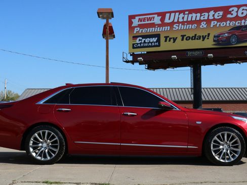 Used 2018 Cadillac CT6 Luxury image 6