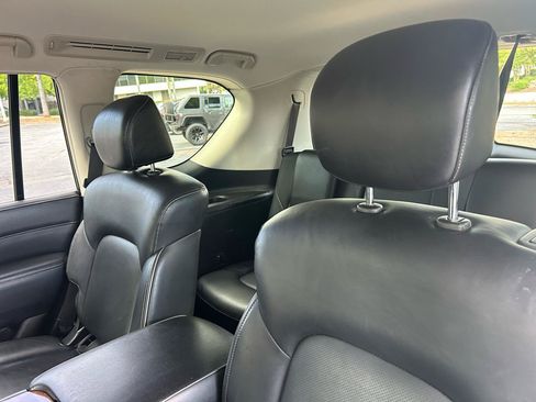 Used 2019 INFINITI QX80 Luxe w/ 22" Wheel Package AWD/4WD image 17