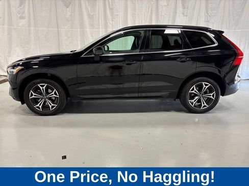 Used 2022 Volvo XC60 B5 Momentum w/ Climate Package AWD/4WD image 4