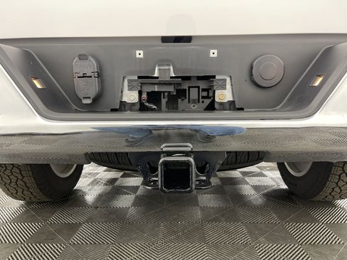 Used 2023 GMC Sierra 1500 SLT w/ SLT Premium Package image 6