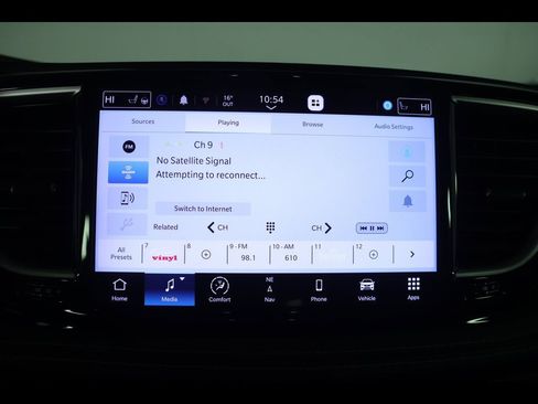 Used 2022 Chrysler Pacifica Limited image 27