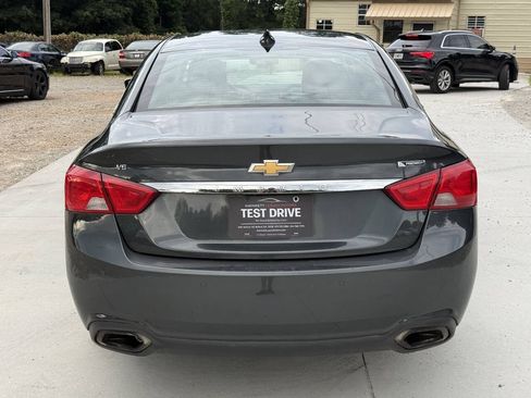 Used 2019 Chevrolet Impala Premier FWD image 6