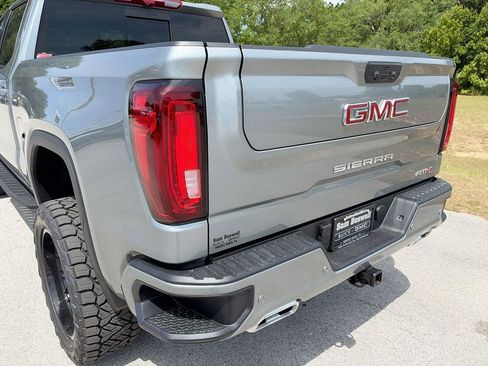 New 2026 GMC Sierra 1500 AT4 w/ AT4 Premium Package AWD/4WD image 36