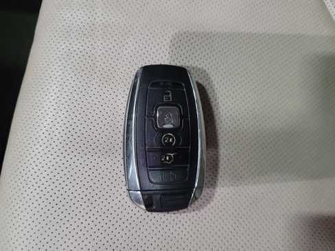 Used 2019 Lincoln MKC Reserve image 32