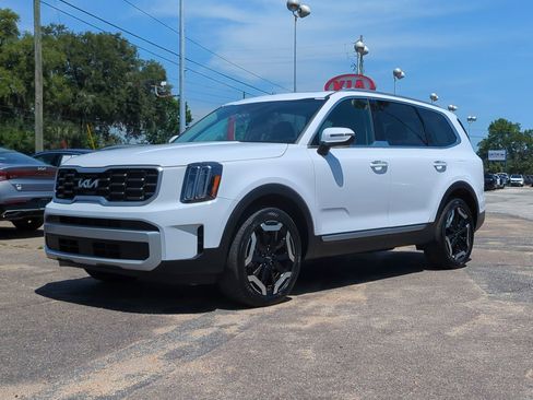 Used 2025 Kia Telluride S FWD image 1