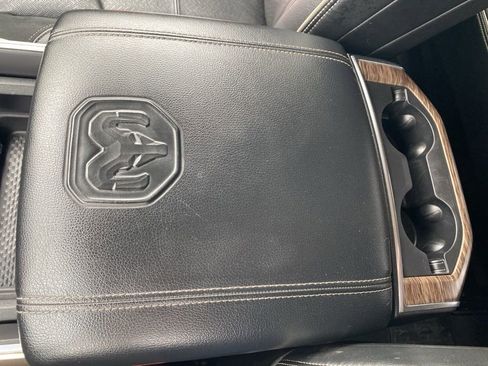Used 2019 RAM 2500 Laramie AWD/4WD image 30
