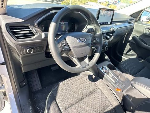 New 2026 Ford Escape Active image 9