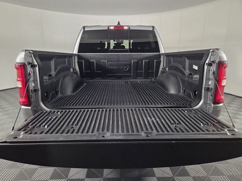 Used 2025 RAM 1500 Big Horn AWD/4WD image 28