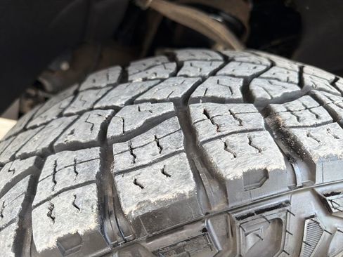 Used 2024 Chevrolet Silverado 1500 LT Trail Boss image 29