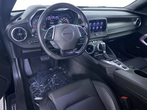 Used 2021 Chevrolet Camaro SS RWD image 2