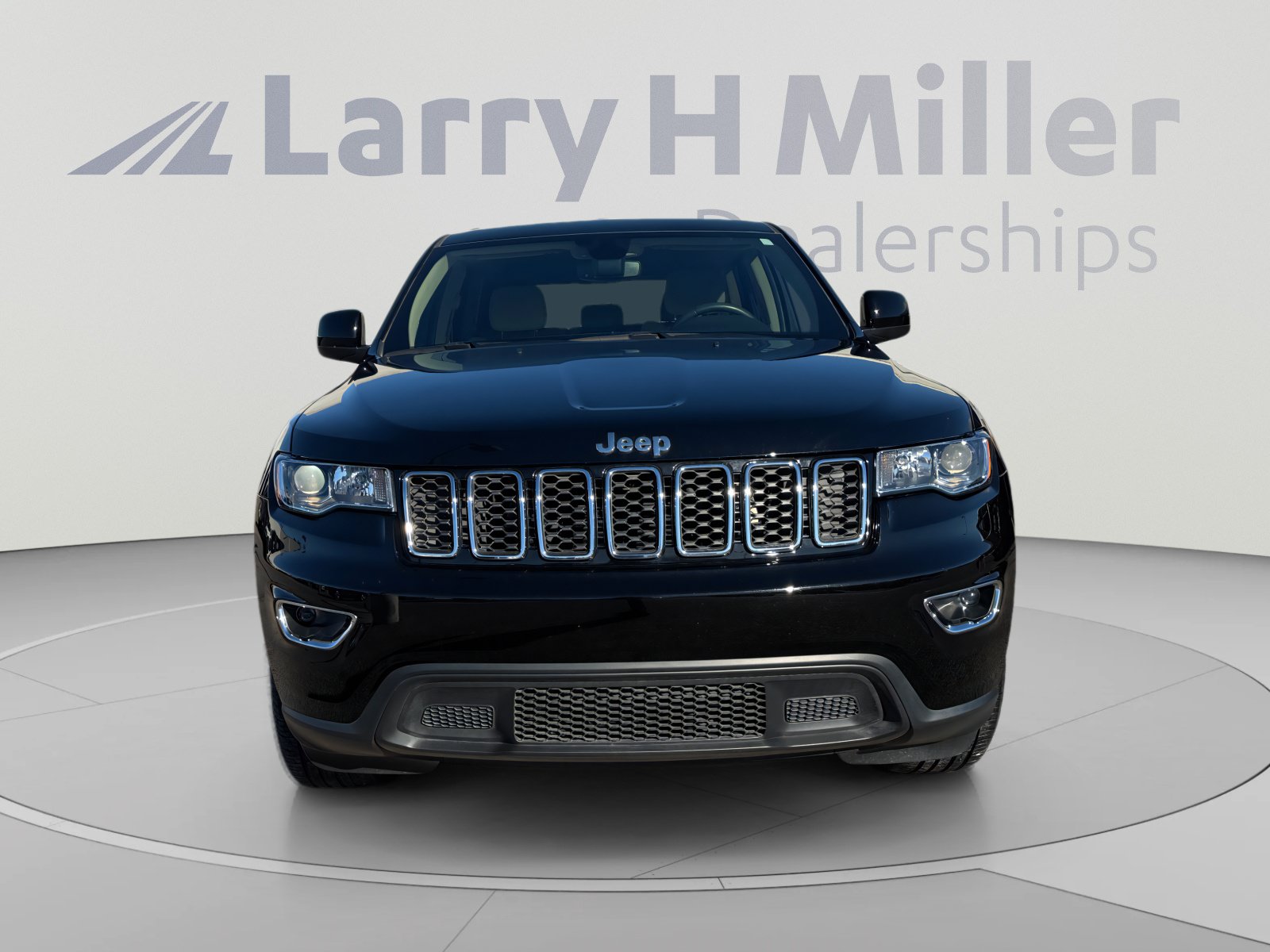 Used 2022 Jeep Grand Cherokee Laredo E RWD image 8