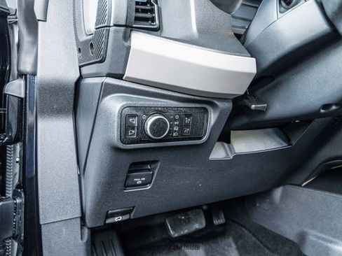 Used 2024 Ford Bronco Wildtrak AWD/4WD image 38