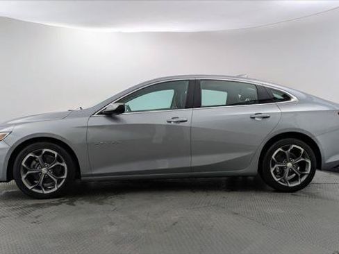 Used 2024 Chevrolet Malibu LT FWD image 3